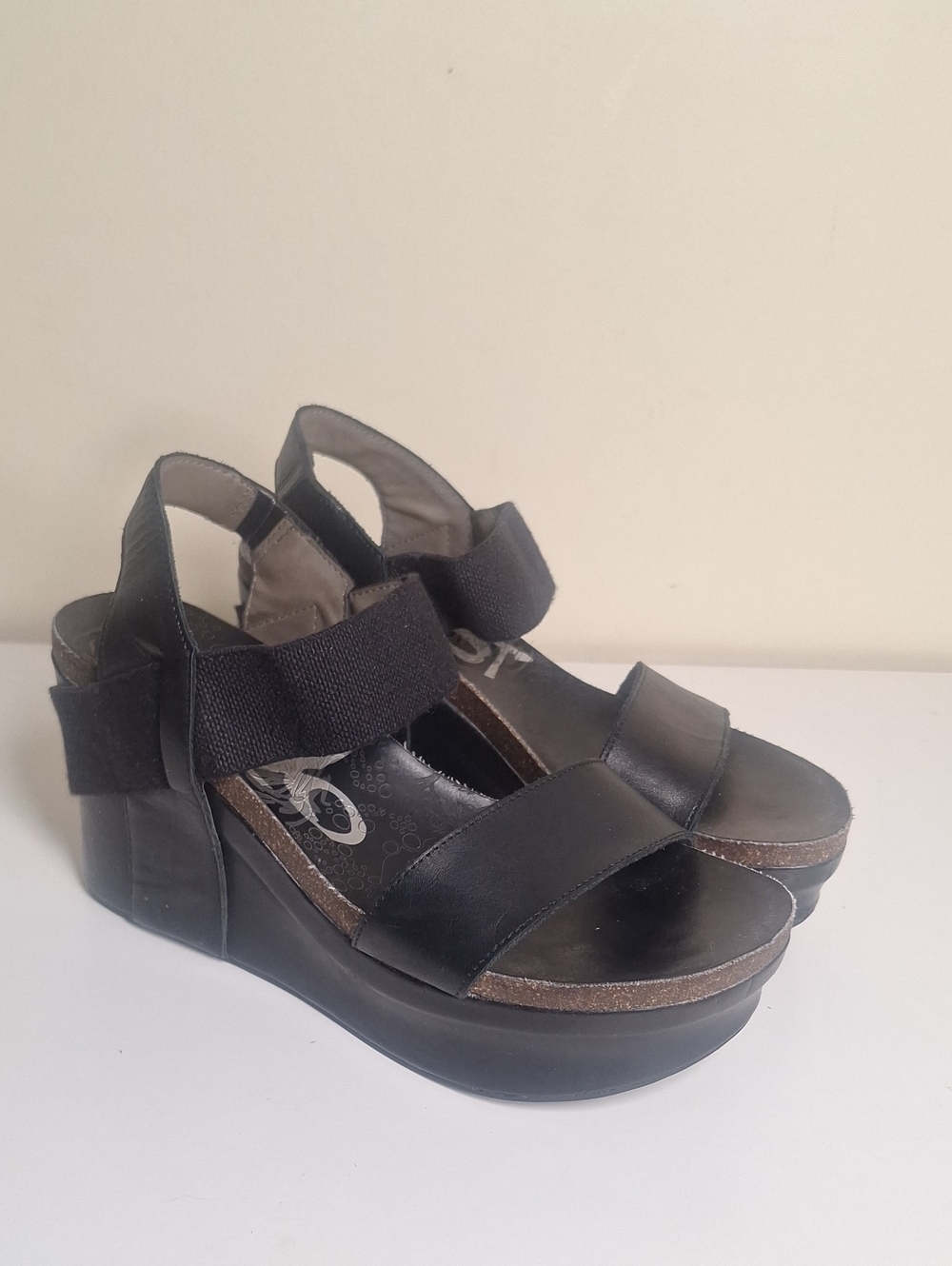 OTBT Bushnell Leather Wedge Sandal Size 7.5